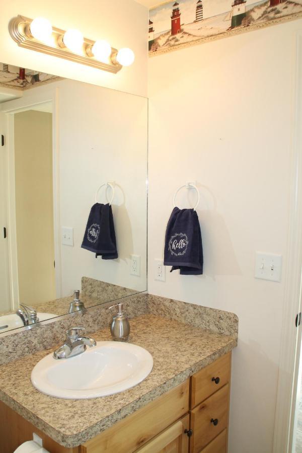 3 Queen Beds, 1 Twin Bed, 2 Rooms, 1 And A Half Bath, Self Check-In, Flexcation Equipped Idaho Falls Eksteriør bilde